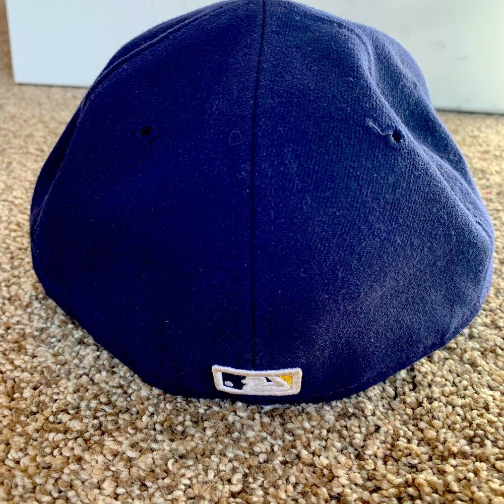 Milwaukee Brewers Cap - Picture 2 of 3